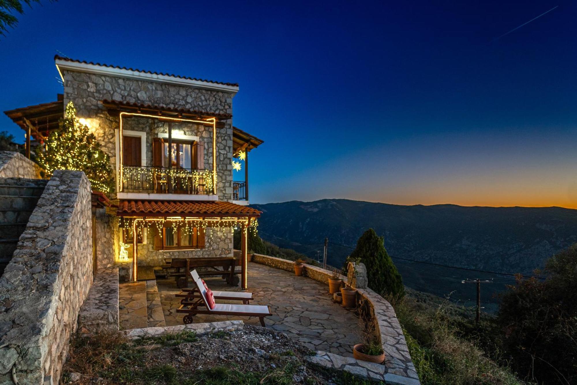 Rock Dandy Deluxe Chalet In Arachova - Delphi, Sauna, Prv Parking, Amazing View Villa Exterior foto