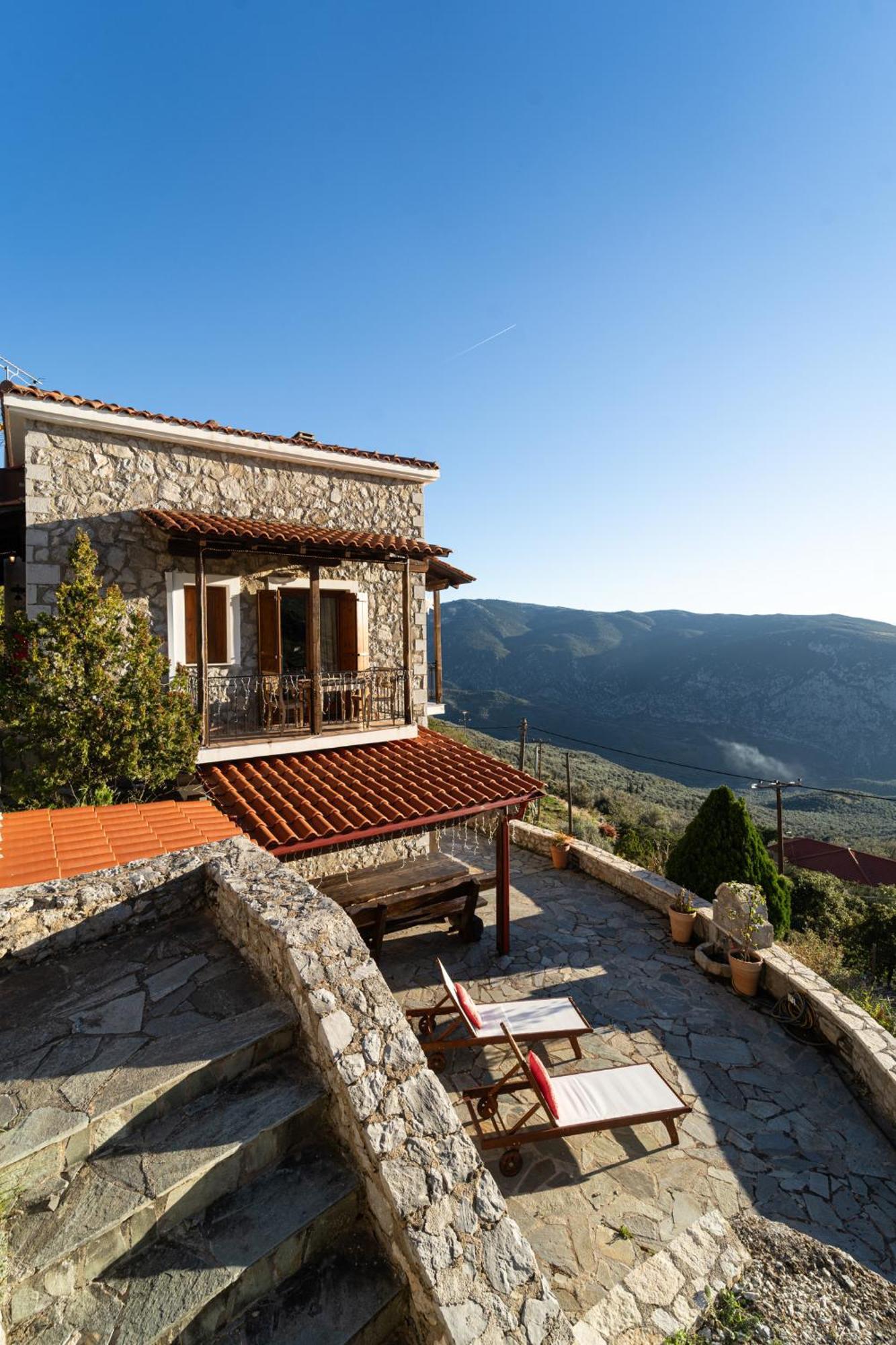 Rock Dandy Deluxe Chalet In Arachova - Delphi, Sauna, Prv Parking, Amazing View Villa Exterior foto