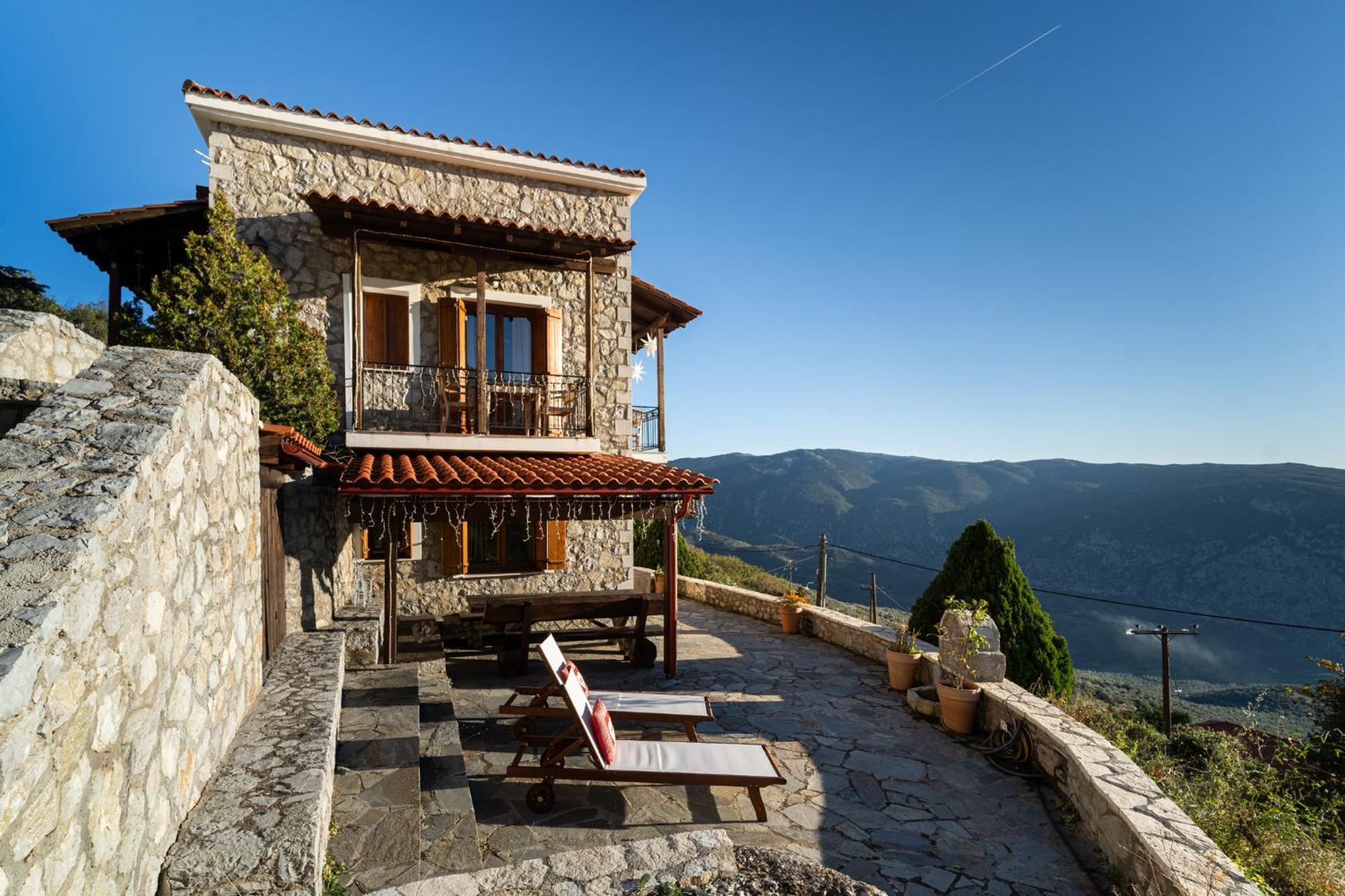 Rock Dandy Deluxe Chalet In Arachova - Delphi, Sauna, Prv Parking, Amazing View Villa Exterior foto