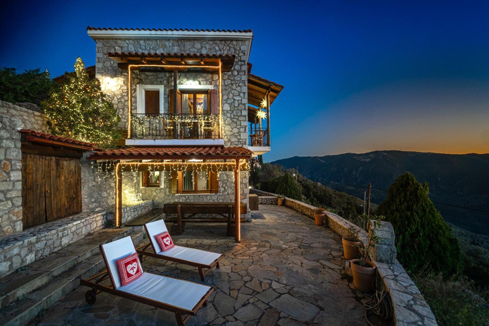 Rock Dandy Deluxe Chalet In Arachova - Delphi, Sauna, Prv Parking, Amazing View Villa Exterior foto